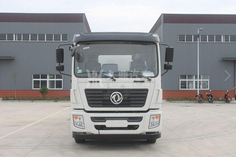 20����20�����|�L(f��ng)���݆�G����ˮ܇�DƬ