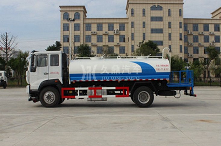 10����ˮ܇�����X_10����10��������˹̫���G����ˮ܇�S�҃r��3