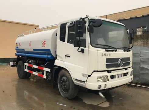 10����ˮ܇�r���ԃ_����˵Ė|�L(f��ng)���\10���G����ˮ܇�S�҃r��4