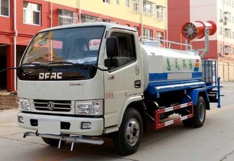 5-6噸小多利卡霧炮抑塵車圖片 5-6噸小多利卡霧炮抑塵車圖片