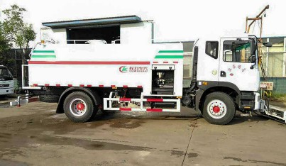 ��·��ˮ܇_�|�L(f��ng)������D9�߉�·����ϴ܇4