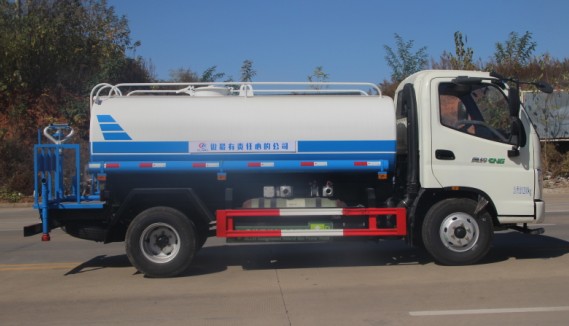 �W���Ȼ���ƿ��ˮ܇�DƬ