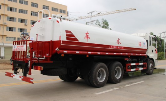 東風齊星駕駛室22噸后雙橋灑水車高清圖片 東風齊星駕駛室22噸后雙橋灑水車高清圖片