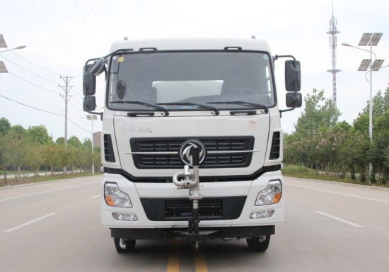 東風(fēng)天龍后雙橋?yàn)⑺?chē)高清圖片 東風(fēng)天龍后雙橋?yàn)⑺?chē)高清圖片