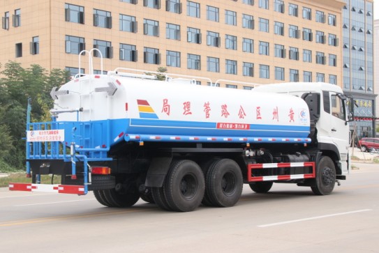 東風(fēng)天龍后雙橋?yàn)⑺?chē)高清圖片 東風(fēng)天龍后雙橋?yàn)⑺?chē)高清圖片