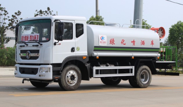 �|�L������D9��ˮ܇���F�ڣ��A�ޣ�����DƬ