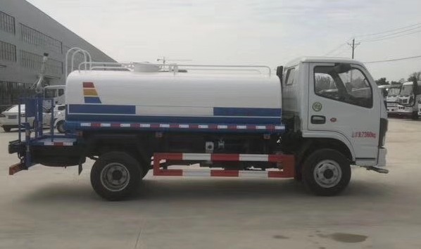 ��(gu��)��5���|�L(f��ng)���𿨞�ˮ܇�DƬ