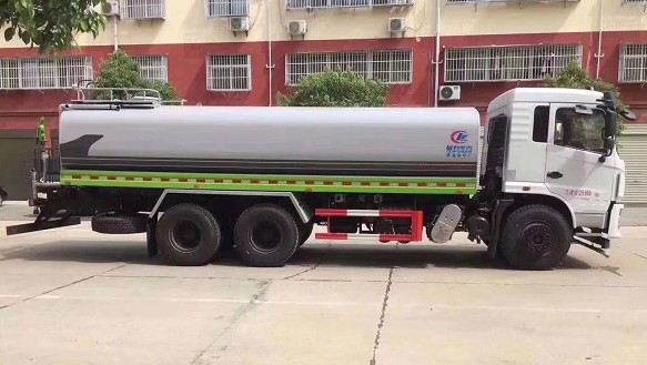 ����20���|�L����D3S���p��ˮ܇�DƬ