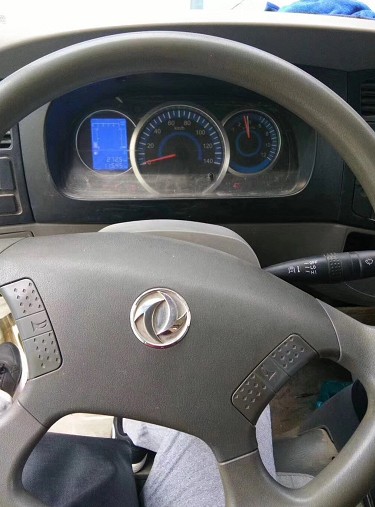 二手帶手續5方灑水車低價出售,車在湖北孝感!4