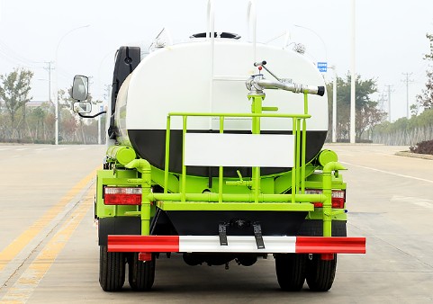 ����5���|�LС���𿨞�ˮ܇�DƬ