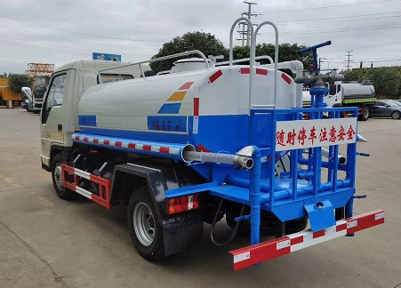 3����ˮ܇�r�X_����3������С��֮��2�{�ƾG����ˮ܇�S�҃r��4