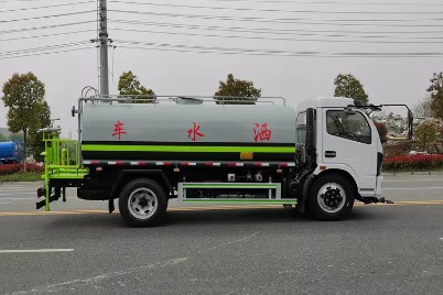 ����8����ˮ܇�DƬ