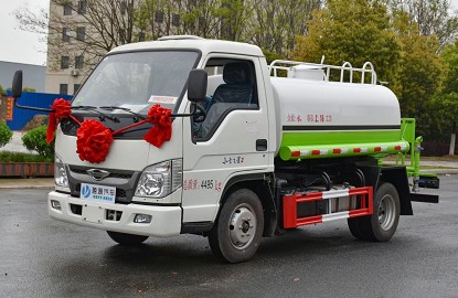 3����ˮ܇(ch��)�����X(qi��n)һ�_(t��i)_��(gu��)��2.7������r(sh��)��С��֮��2�{(l��n)�ƾG����ˮ܇(ch��)�S�҃r(ji��)��3