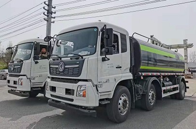 ����20���|�L(f��ng)���\С���S��ˮ܇�DƬ