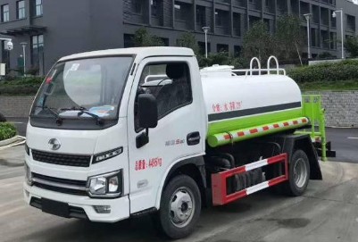 �����{(l��n)��2.5���S�M(j��n)���\(y��n)S80��ˮ܇�DƬ