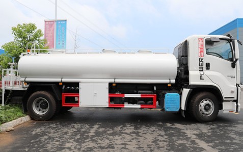 �����c���ʮ�GIGA�޿���ˮ܇�DƬ