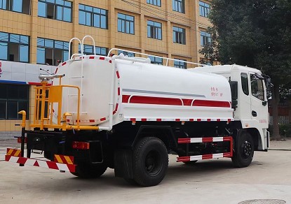 ��(gu��)��12���|�L(f��ng)�\��V6��ˮ܇�DƬ