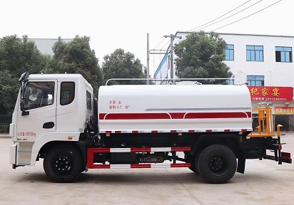 ��(gu��)��12���|�L(f��ng)�\��V6��ˮ܇�DƬ