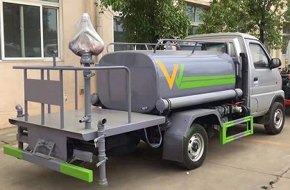 �|�L(f��ng)С������ˮ܇�DƬ