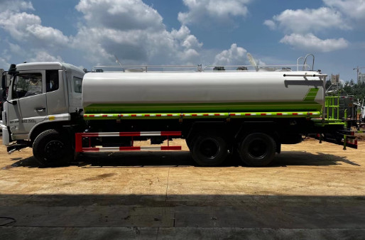 東風隨專(K6)20方灑水車 東風隨專(K6)20方灑水車