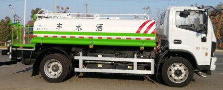 東風(fēng)純電動(dòng)6.7方灑水車 東風(fēng)純電動(dòng)6.7方灑水車