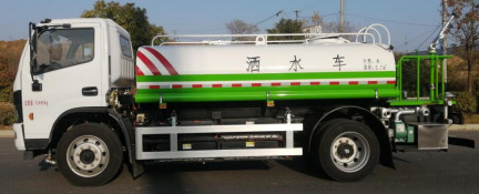 東風(fēng)純電動(dòng)6.7方灑水車 東風(fēng)純電動(dòng)6.7方灑水車