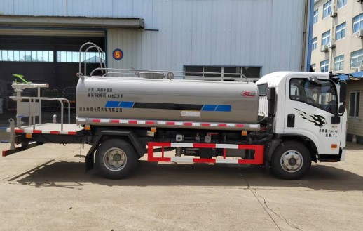 ��������6����ˮ܇