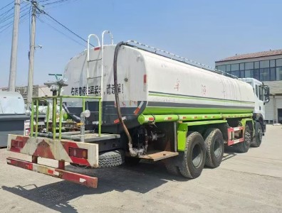 二手東風華神前四后八灑水車_二手25方前四后八灑水車4