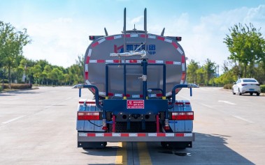 東風福瑞卡油電混合動力灑水車_KLF5120GPSPHEV型插電式混合動力綠化噴灑車 東風福瑞卡油電混合動力灑水車_KLF5120GPSPHEV型插電式混合動力綠化噴灑車