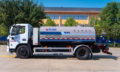 東風福瑞卡油電混合動力灑水車_KLF5120GPSPHEV型插電式混合動力綠化噴灑車 東風福瑞卡油電混合動力灑水車_KLF5120GPSPHEV型插電式混合動力綠化噴灑車
