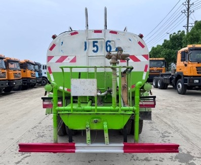 昆明二手灑水車_二手10噸灑水車_個人附近二手灑水車轉讓3