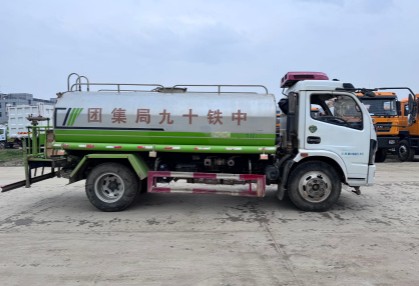 昆明二手灑水車_二手10噸灑水車_個人附近二手灑水車轉讓4